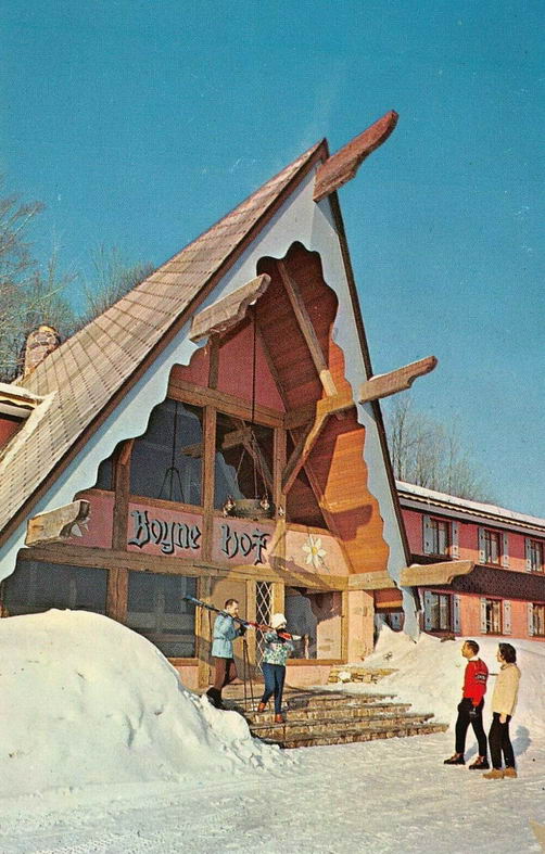 Boynehof Lodge - Old Postcard Photo (newer photo)